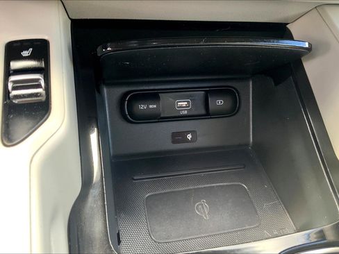 Used 2022 Kia Telluride S image 36