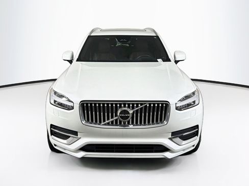 Used 2023 Volvo XC90 B5 Plus w/ Protection Package Premier AWD/4WD image 2