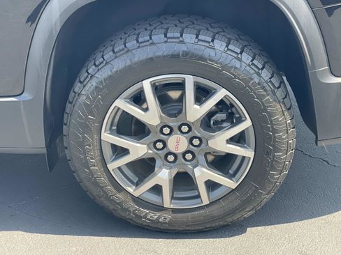 Used 2020 GMC Acadia SLE FWD image 30