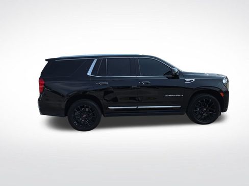 Used 2023 GMC Yukon Denali AWD/4WD image 8