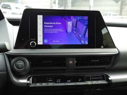 New 2026 Toyota Prius LE FWD image 19