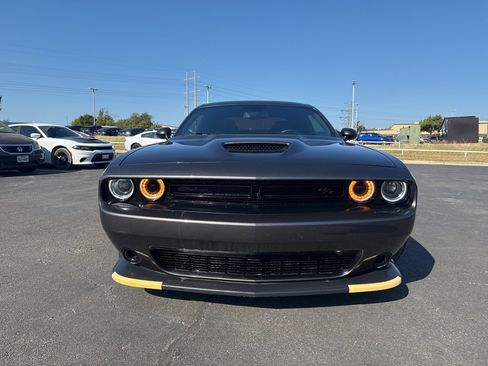 Used 2023 Dodge Challenger R/T w/ Blacktop Package image 8