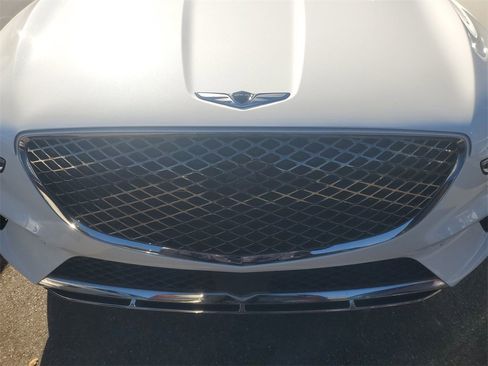 Used 2024 Genesis GV70 2.5T w/ Advanced Package image 3