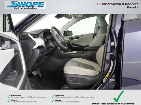 Used 2025 Toyota RAV4 XLE Premium image 12