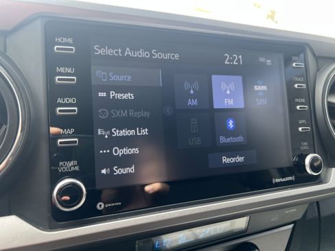 Used 2022 Toyota Tacoma SR5 RWD image 26