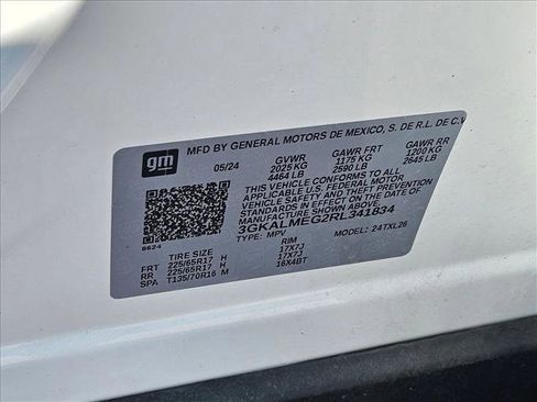 Used 2024 GMC Terrain SLE image 17