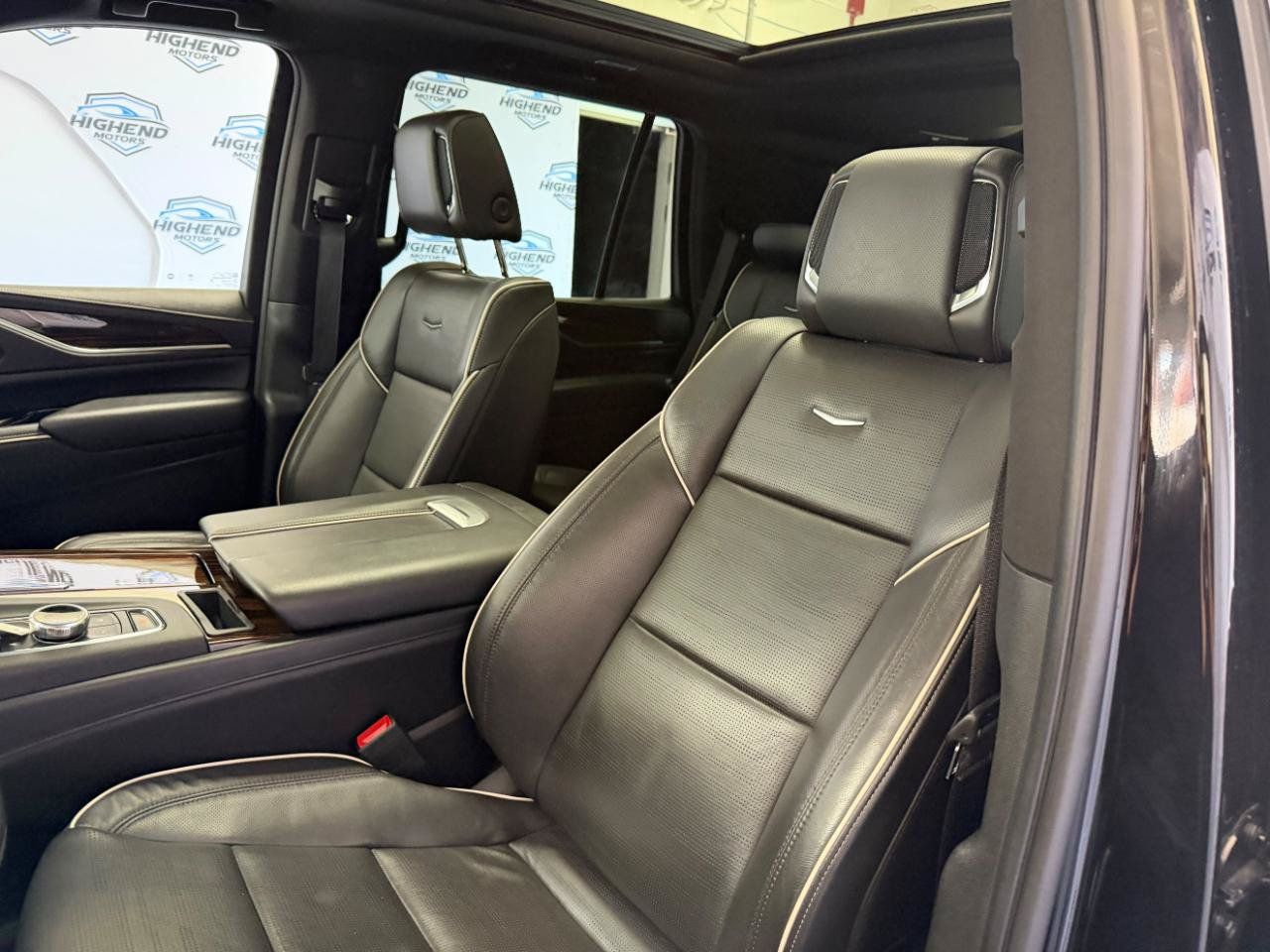 Used 2023 Cadillac Escalade Premium Luxury w/ LPO, Floor Liner Package AWD/4WD image 17