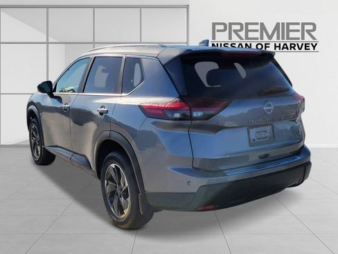 New 2026 Nissan Rogue SV w/ SV Premium Package image 4