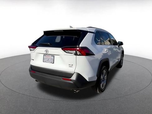 Used 2025 Toyota RAV4 XLE image 14