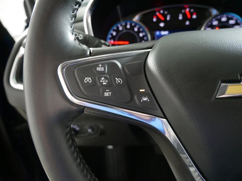 Used 2021 Chevrolet Equinox LT image 27