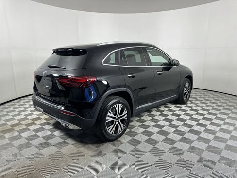 Used 2025 Mercedes-Benz GLA 250 4MATIC image 8