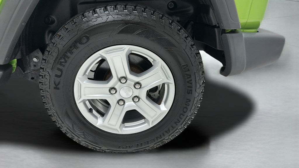 Used 2018 Jeep Wrangler Unlimited Sport S AWD/4WD image 9