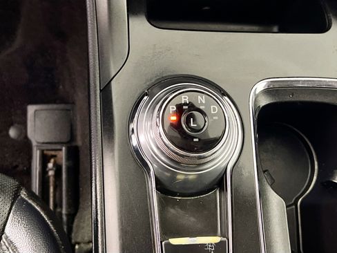 Used 2019 Ford Fusion Titanium image 25