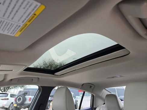 New 2026 Nissan Sentra SL w/ Floor Mat Package FWD image 10