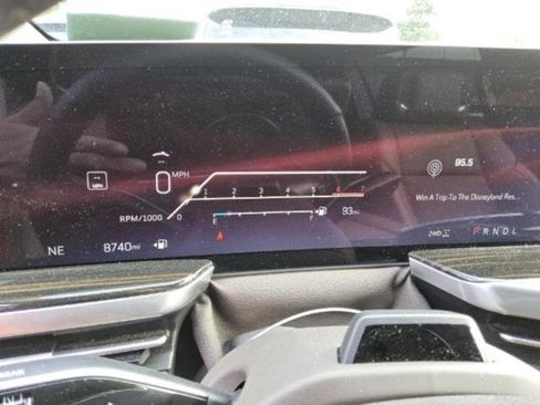 Used 2025 Cadillac Escalade ESV Premium Luxury w/ Touring Package image 10