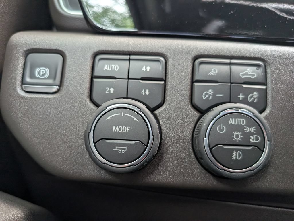 New 2026 Chevrolet Silverado 1500 RST w/ Z71 Off-Road Package AWD/4WD image 19