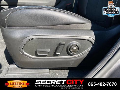 Used 2023 Jeep Grand Cherokee Altitude AWD/4WD image 14
