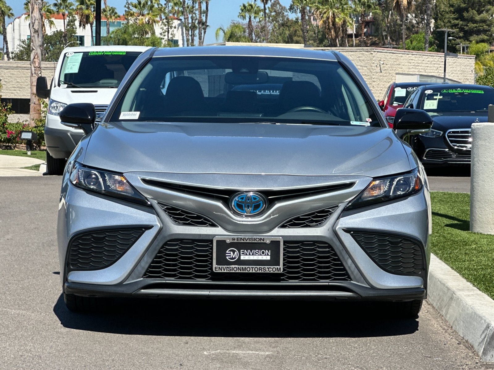 Used 2022 Toyota Camry SE w/ Convenience Package FWD image 8