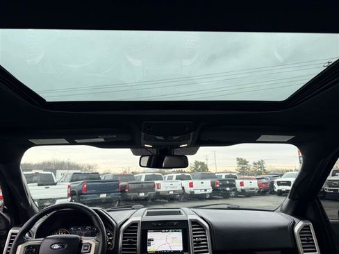 Used 2015 Ford F150 Platinum w/ Equipment Group 701A Luxury image 27