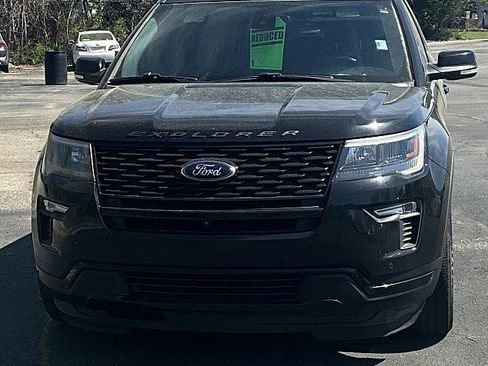 Used 2018 Ford Explorer Sport w/ Equipment Group 401A AWD/4WD image 2