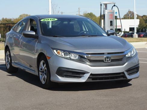 Used 2016 Honda Civic LX image 2