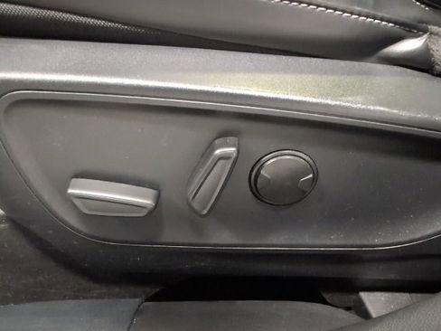 Certified 2024 Ford Escape Platinum image 13