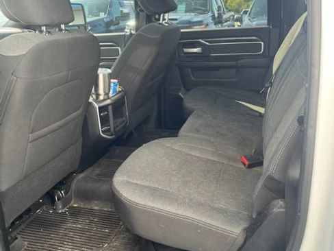 Used 2023 RAM 2500 Big Horn w/ Night Edition AWD/4WD image 9