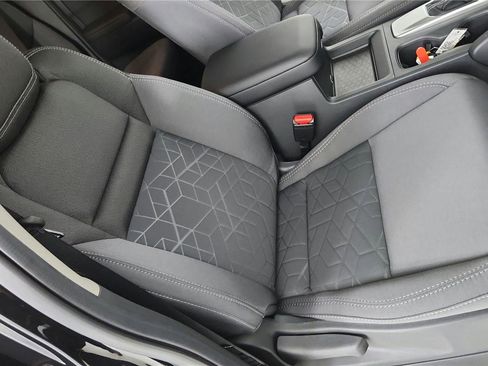 Certified 2025 Nissan Frontier SV image 27