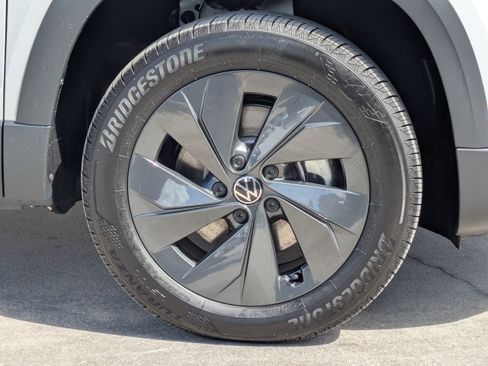 New 2026 Volkswagen Taos S image 11