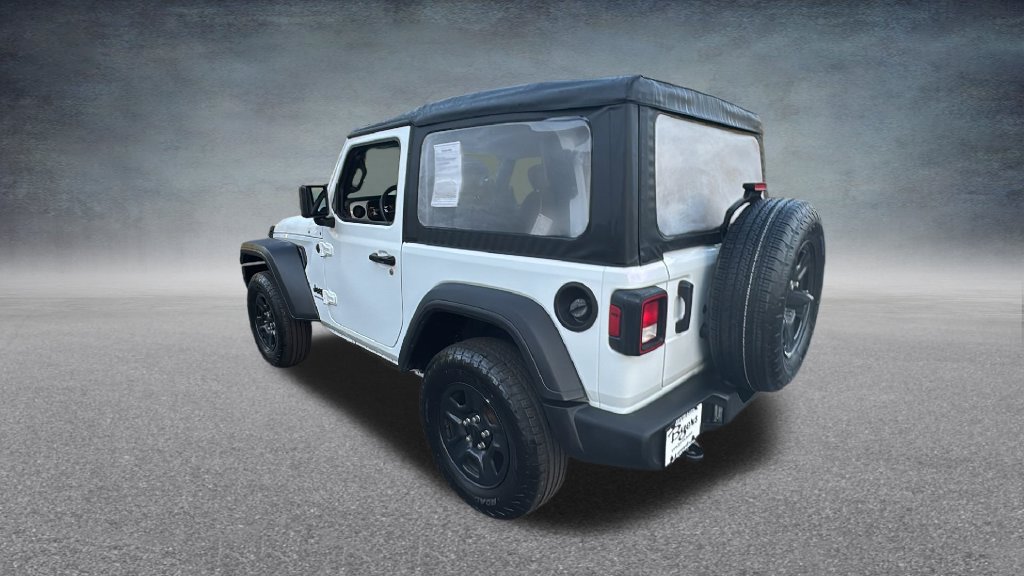 Used 2025 Jeep Wrangler Sport AWD/4WD image 8