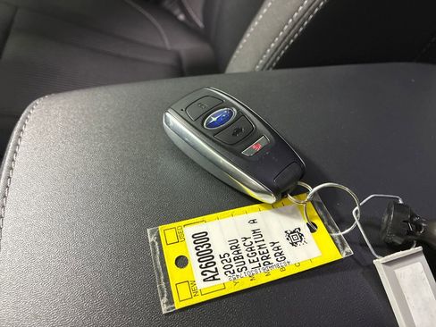 Certified 2025 Subaru Legacy Premium AWD/4WD image 36