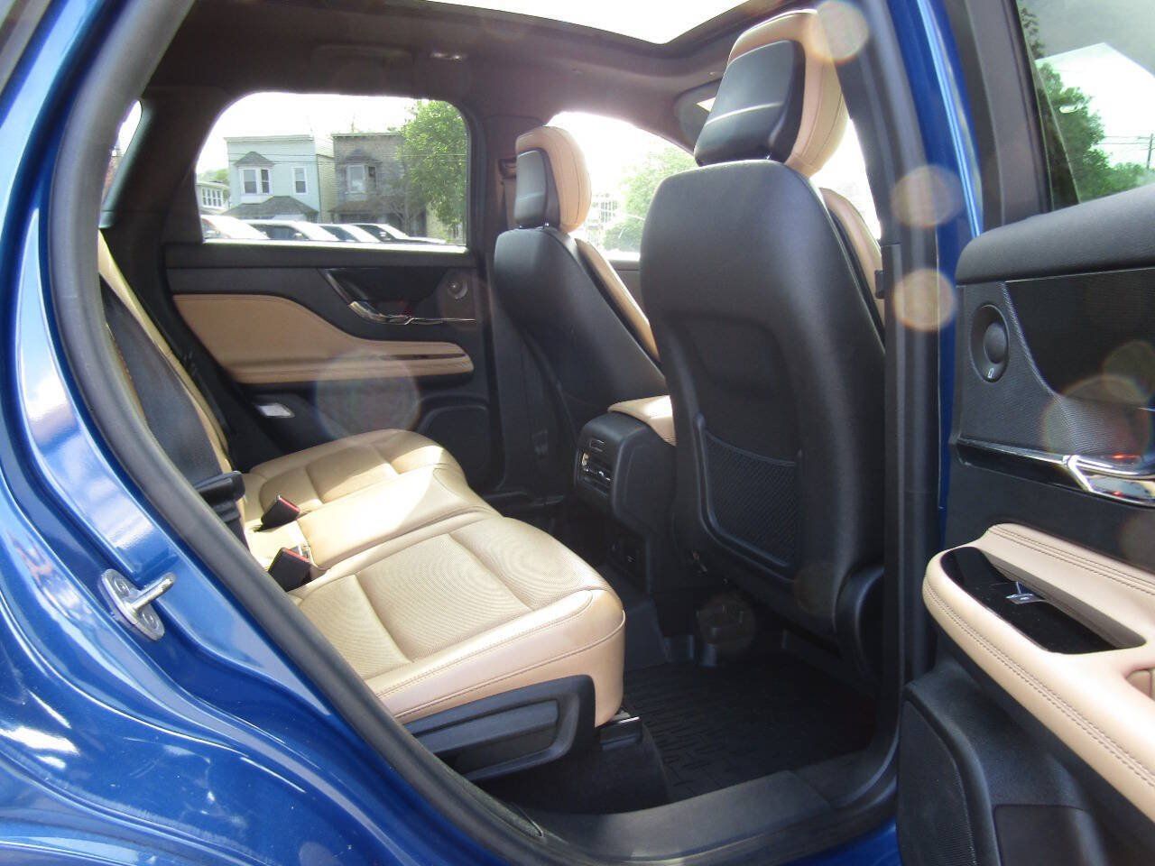 Used 2020 Lincoln Corsair Reserve w/ Equipment Group 201A AWD/4WD image 24
