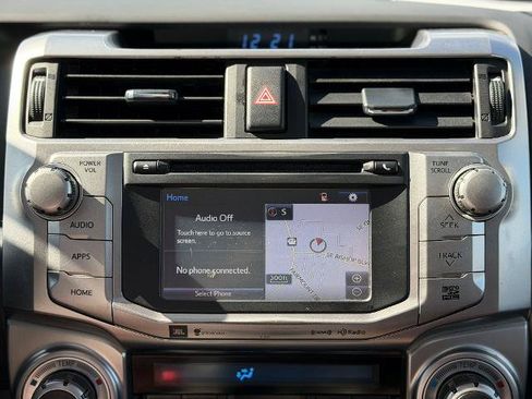 Used 2018 Toyota 4Runner Limited AWD/4WD image 12