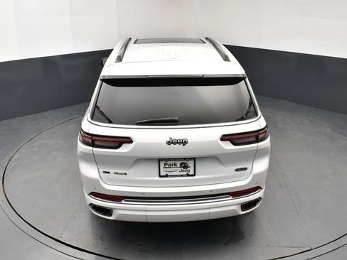 Used 2023 Jeep Grand Cherokee L Overland image 17