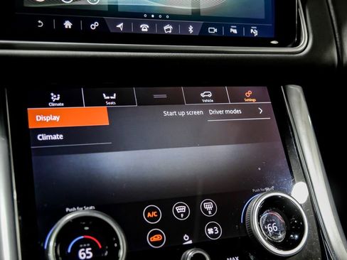 Used 2018 Land Rover Range Rover Sport SVR image 33