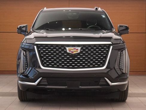 Used 2025 Cadillac Escalade Premium Luxury w/ Touring Package image 2