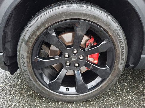 Used 2020 Ford Explorer ST w/ ST Street Pack image 9