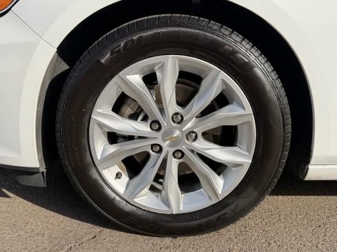 Used 2024 Chevrolet Malibu LT image 6