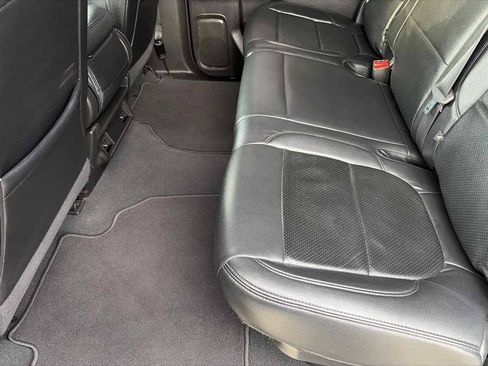 Used 2021 Chevrolet Silverado 1500 Custom RWD image 15
