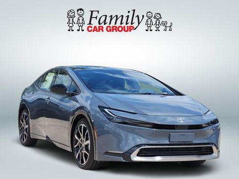 New 2026 Toyota Prius Plug-In Hybrid FWD image 2