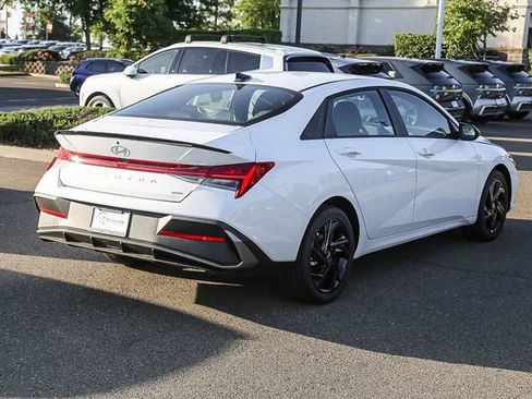 New 2026 Hyundai Elantra Sport FWD image 5