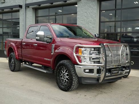 Used 2017 Ford F250 Lariat w/ Lariat Ultimate Package image 21
