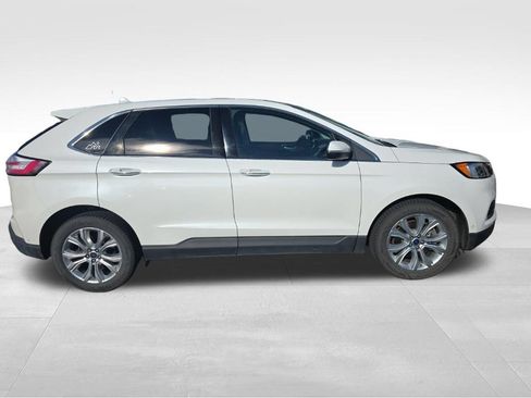 Used 2020 Ford Edge Titanium w/ Equipment Group 301A AWD/4WD image 5
