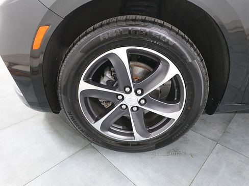 Used 2022 Buick Enclave Essence w/ Experience Buick Package image 29