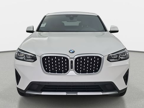 Used 2022 BMW X4 xDrive30i w/ Parking Assistance Package image 8