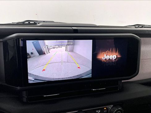 Used 2025 Jeep Wrangler Sport AWD/4WD image 29
