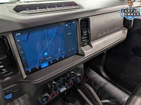 Used 2025 Ford Bronco Badlands AWD/4WD image 14