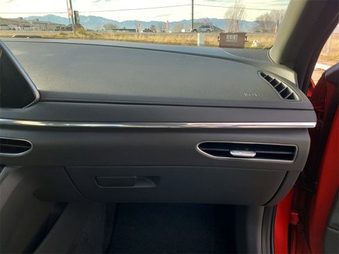 Used 2020 Hyundai Sonata SEL Plus image 16