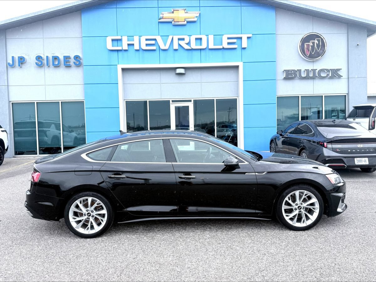 Used 2023 Audi A5 2.0T Premium w/ Convenience Package AWD/4WD image 4