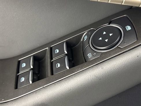 Used 2025 Ford Explorer Active image 21